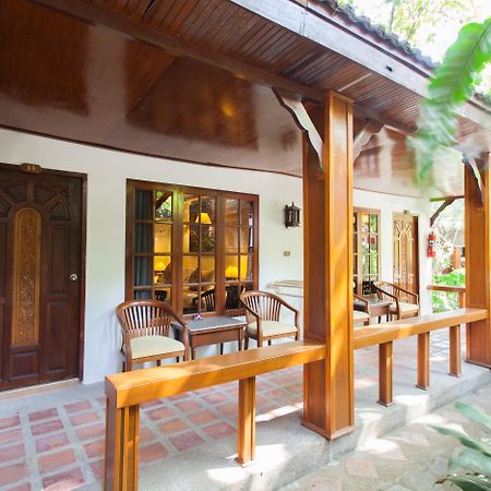 Tropica Bungalow Beach Hotel Patong Bagian luar foto