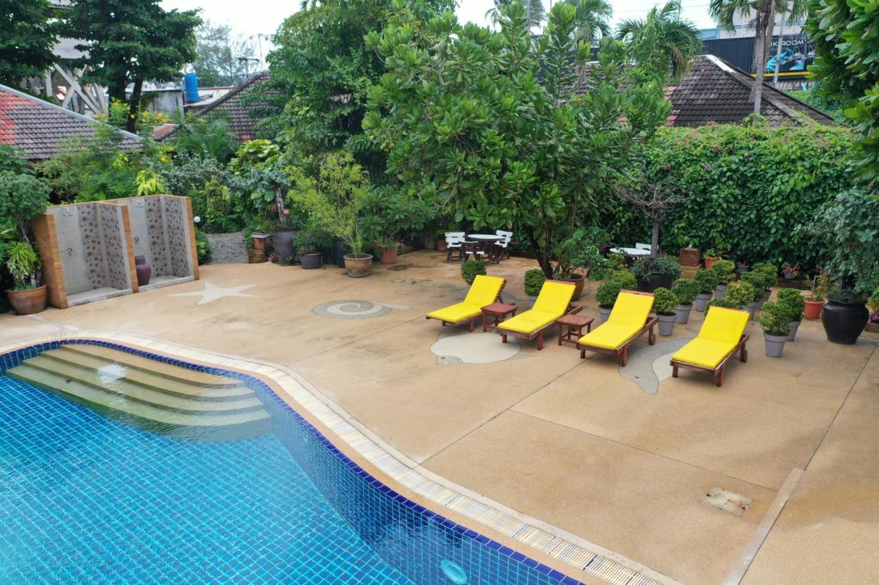 Tropica Bungalow Beach Hotel Patong Bagian luar foto