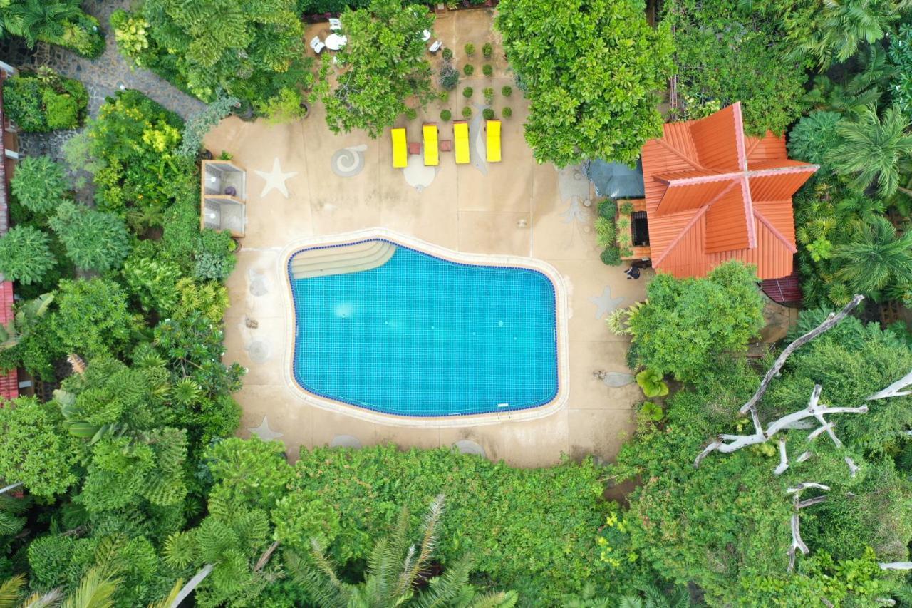 Tropica Bungalow Beach Hotel Patong Bagian luar foto