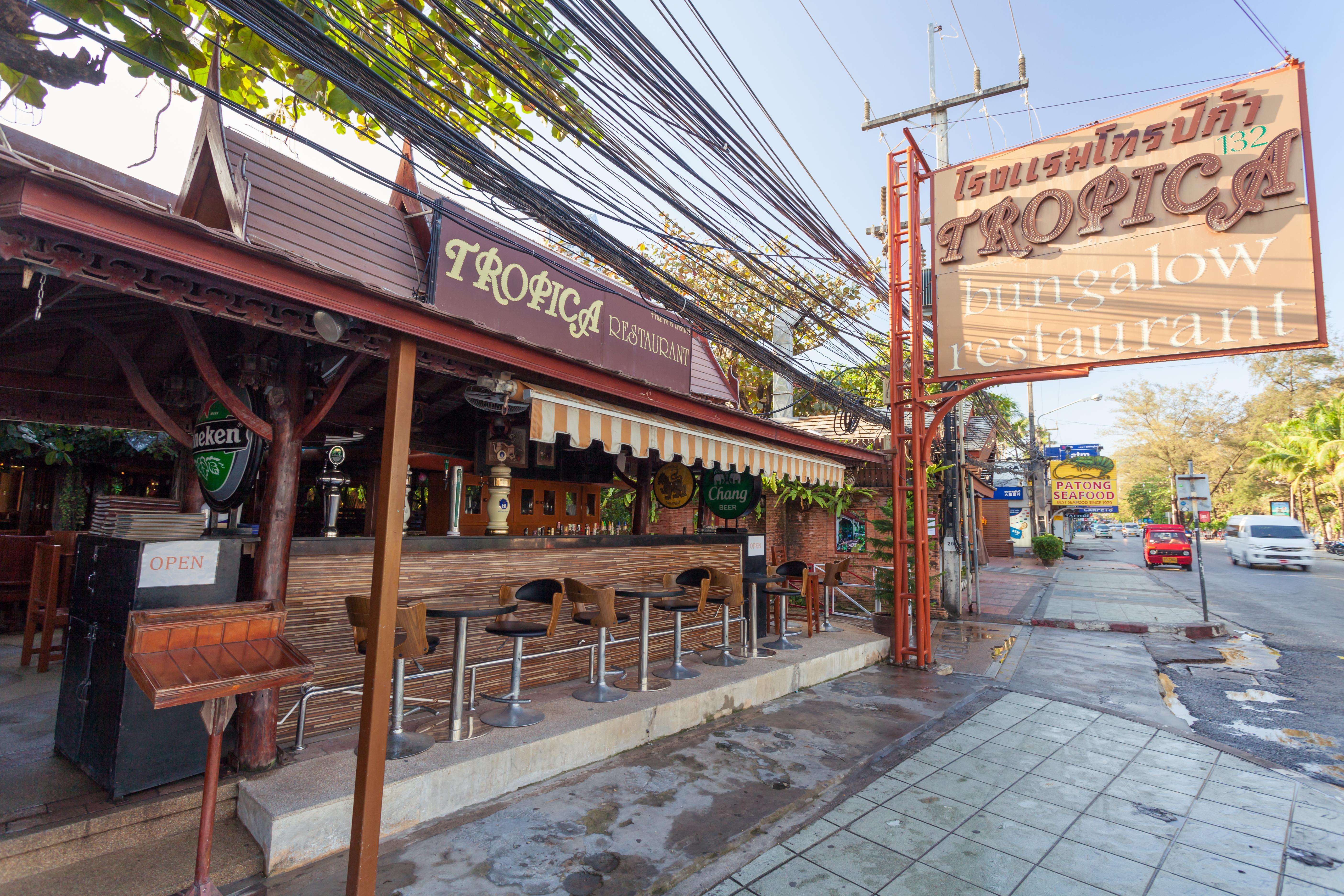 Tropica Bungalow Beach Hotel Patong Bagian luar foto