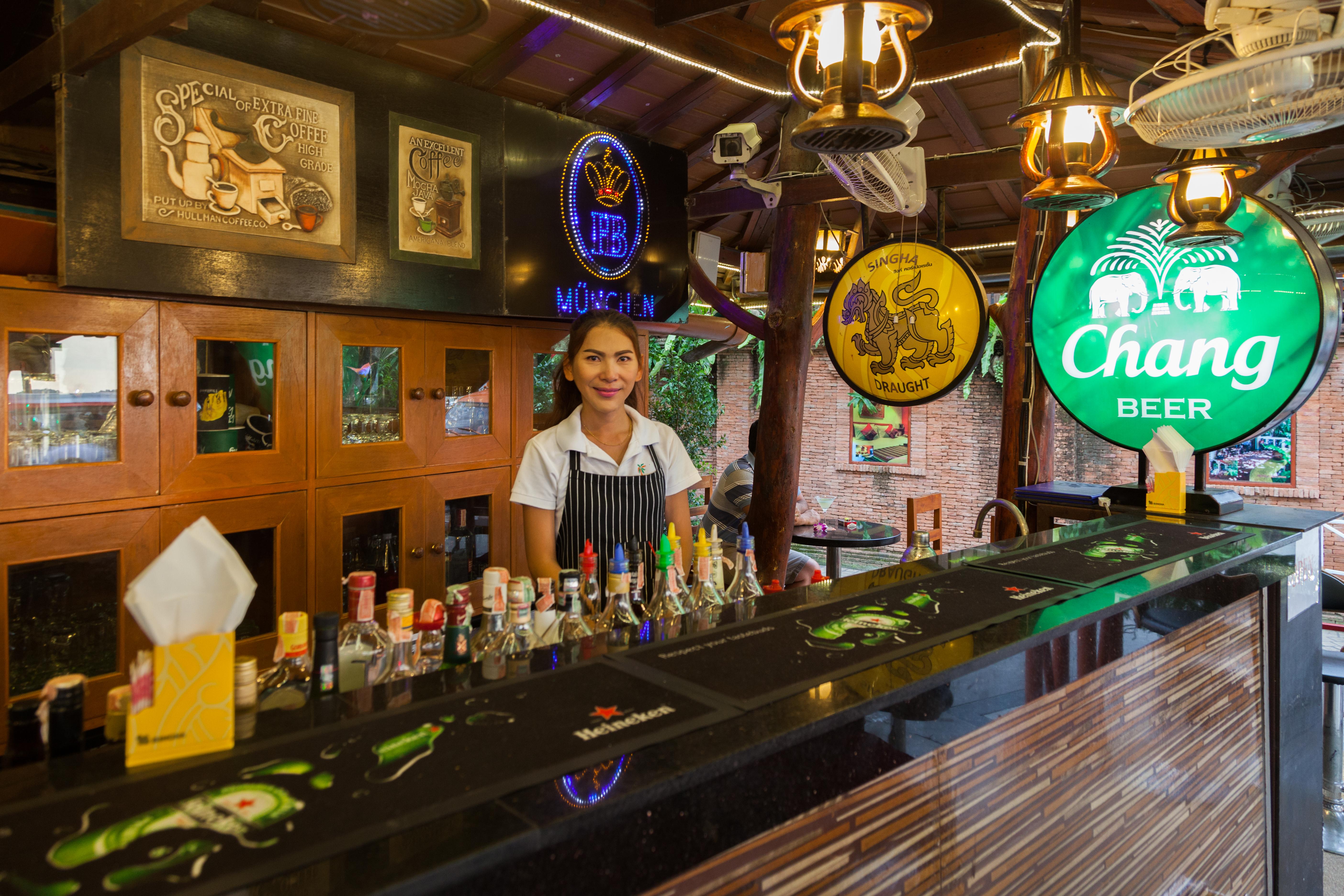 Tropica Bungalow Beach Hotel Patong Bagian luar foto